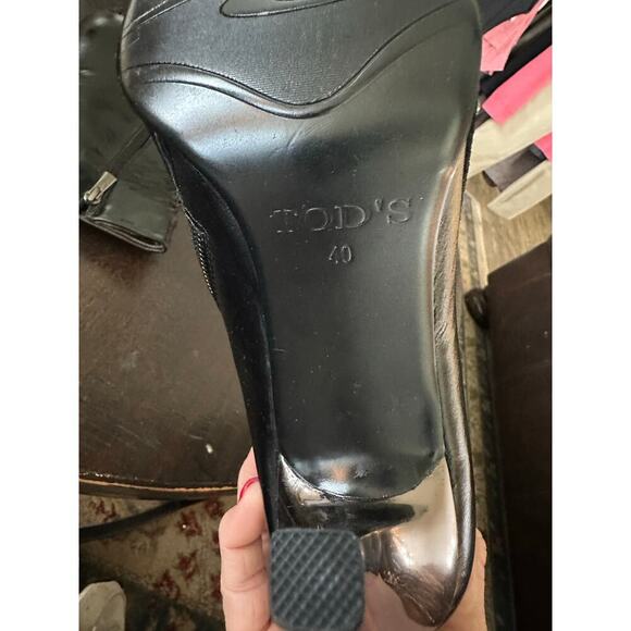 Tod's Women's Black Leather Side Zipper Pointed Toe Heeled Boots Size 10 - Picture 11 of 16